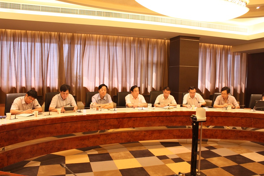 1422346863110182AE80.jpg 公司召開黨委專題擴大會議 2013.9.12.JPG