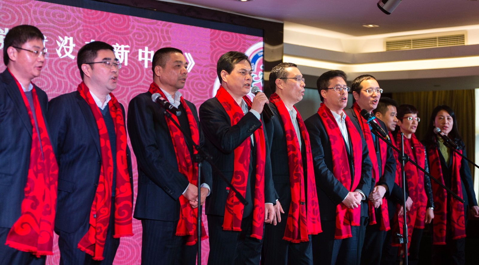 1518505412395289pF6C.jpg IMG_0083.jpg